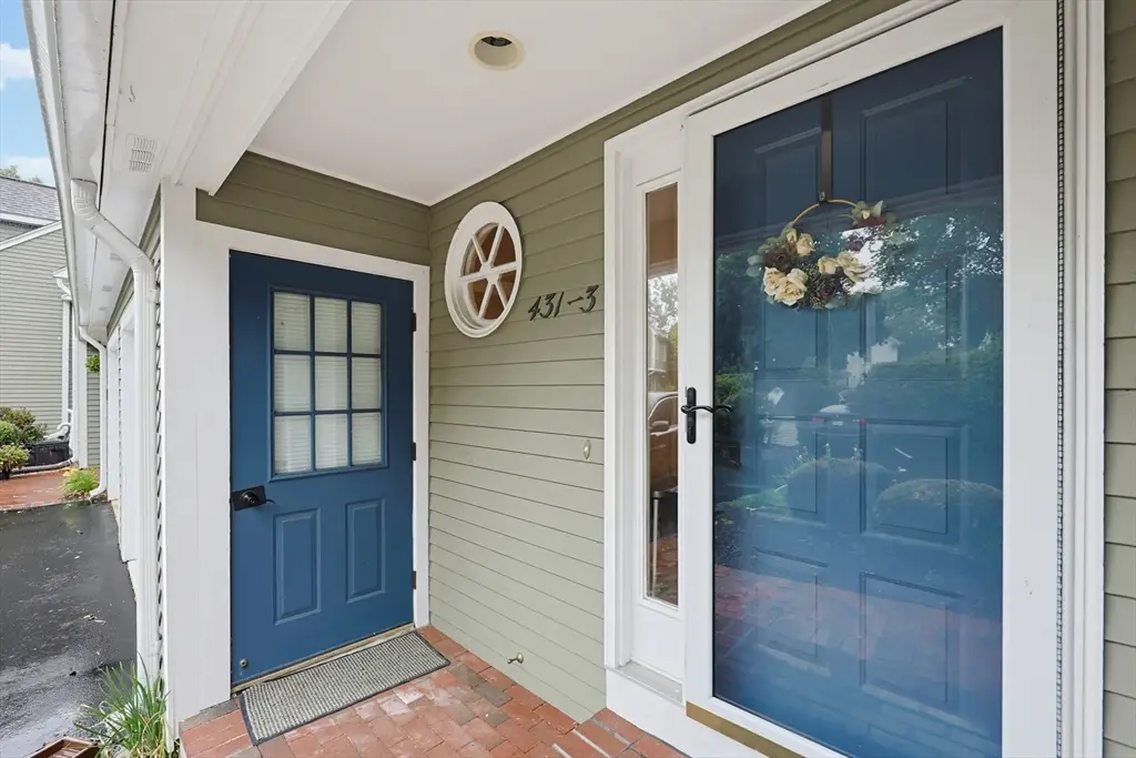 431 Main St #3, Medfield, MA 02052 - #1