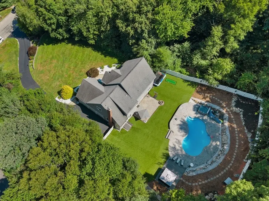 11B Colicum Dr, Charlton, MA 01507 - #3