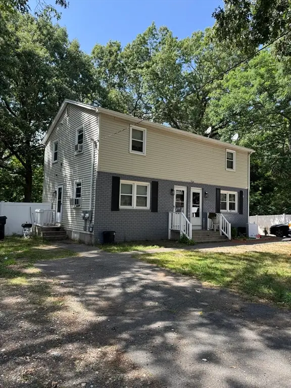 524 Goodwin St, Springfield, MA 01151