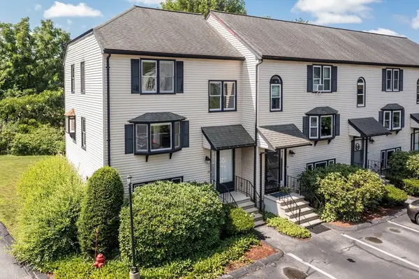 13 Meadowbrook Rd #13, Millis, MA 02054