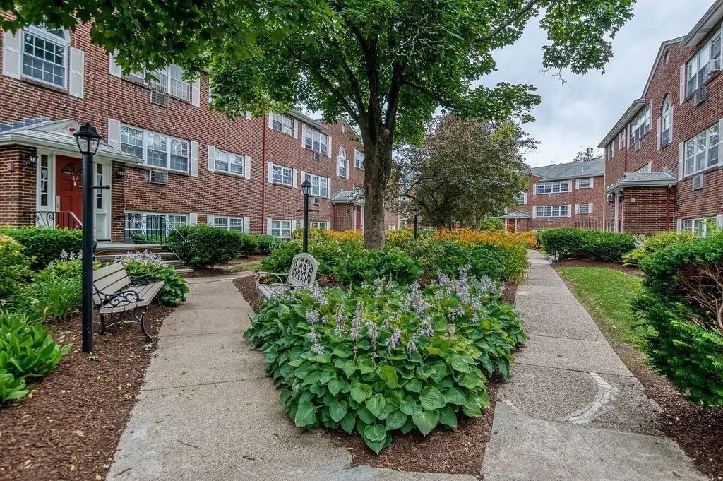 5 Cass St #2, Boston, MA 02132 - #1