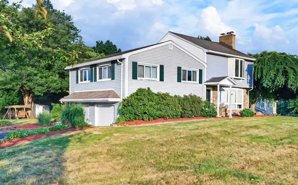 96 Sunrise Ave, Leominster, MA 01453