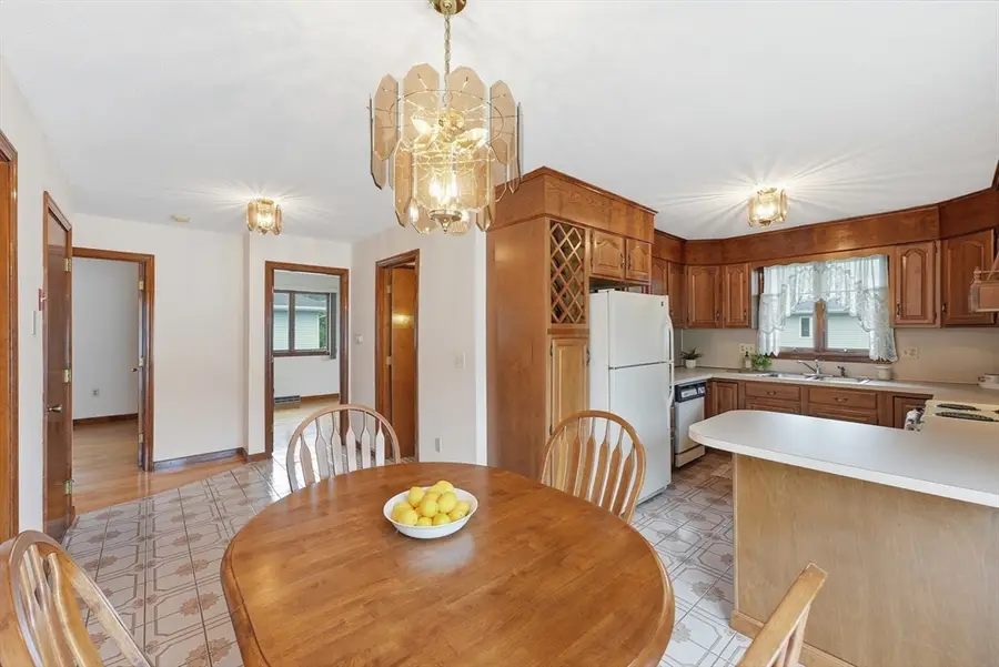 10 Bramucci Street, Ludlow, MA 01056 - #3