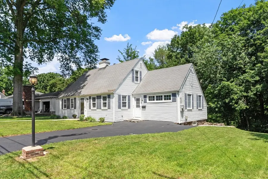 50 Miles St, Millbury, MA 01527 - #3