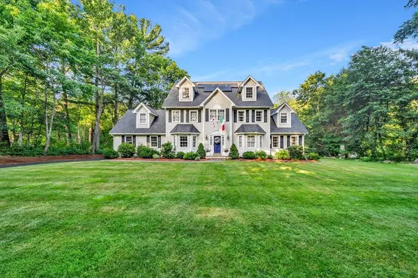 158 Forest St, North Andover, MA 01845