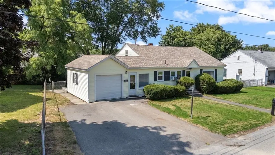 15 Westwood Terrace, Lawrence, MA 01843 - #2