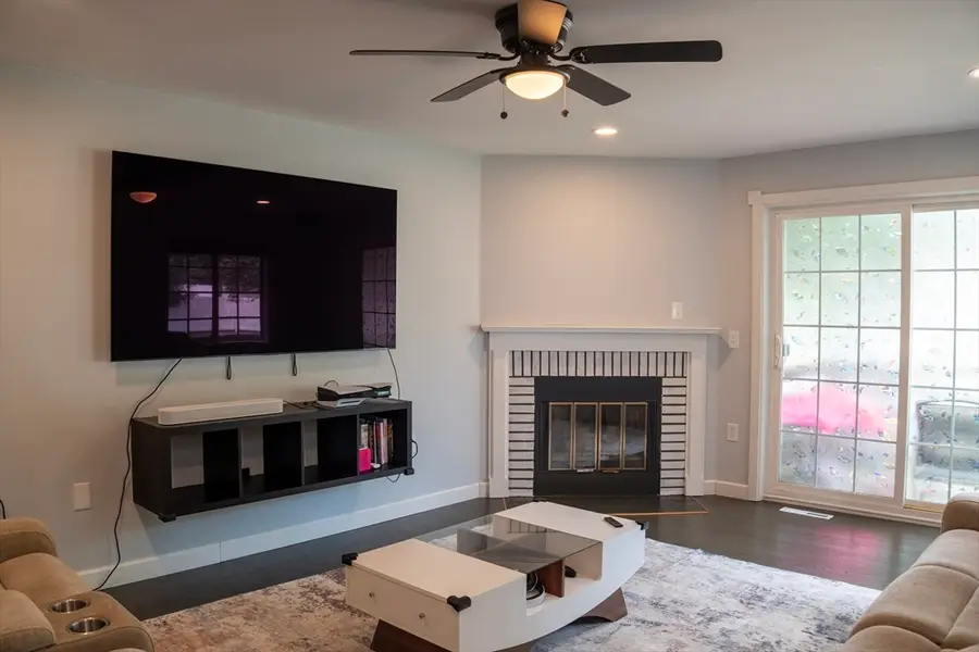 104 Johnson Rd #1105, Chicopee, MA 01022 - #3