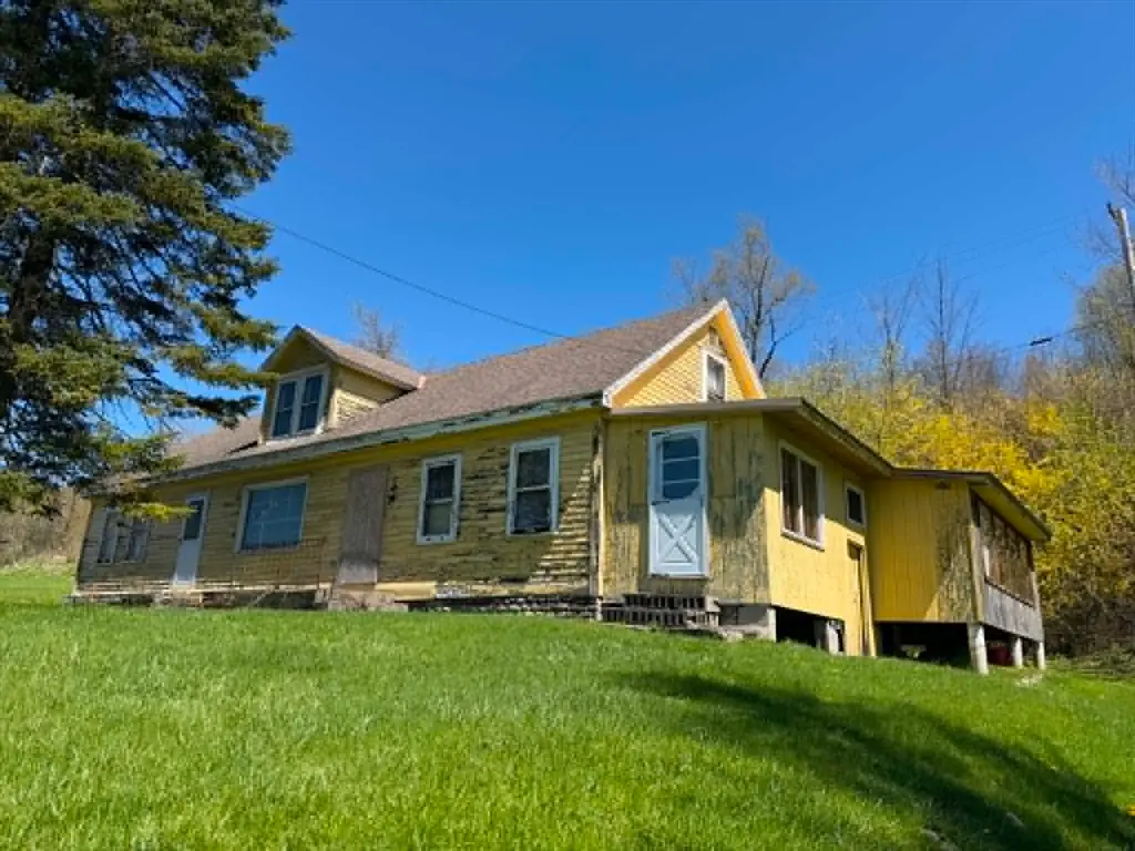 842 Church St, North Adams, MA 01247 - #1