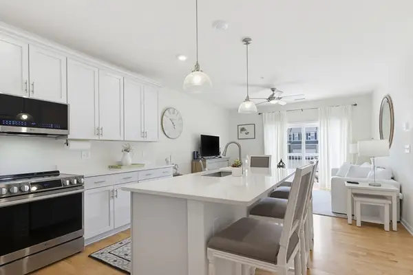 401 Emery Ln #106, Sudbury, MA 01776