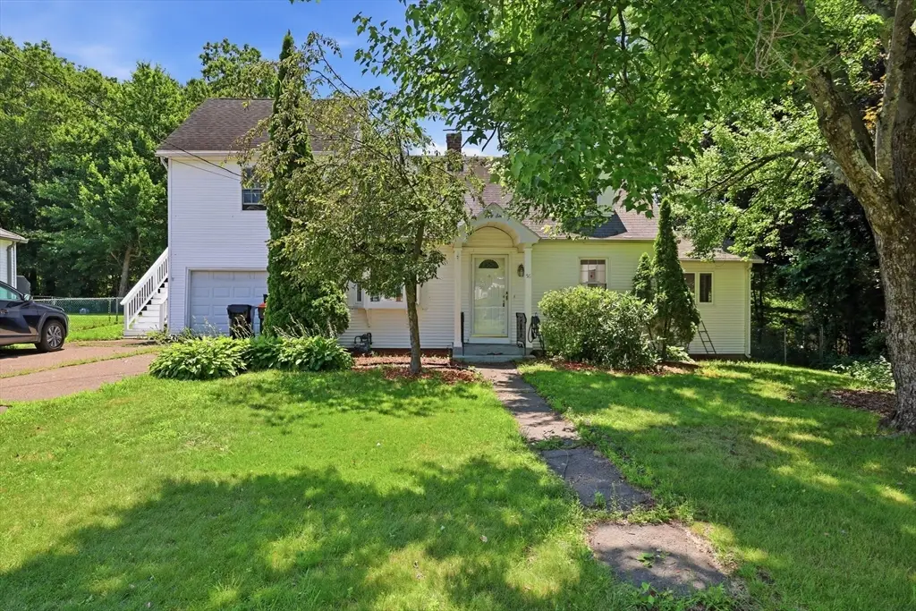 56 Lincoln Ave, South Hadley, MA 01075 - #1