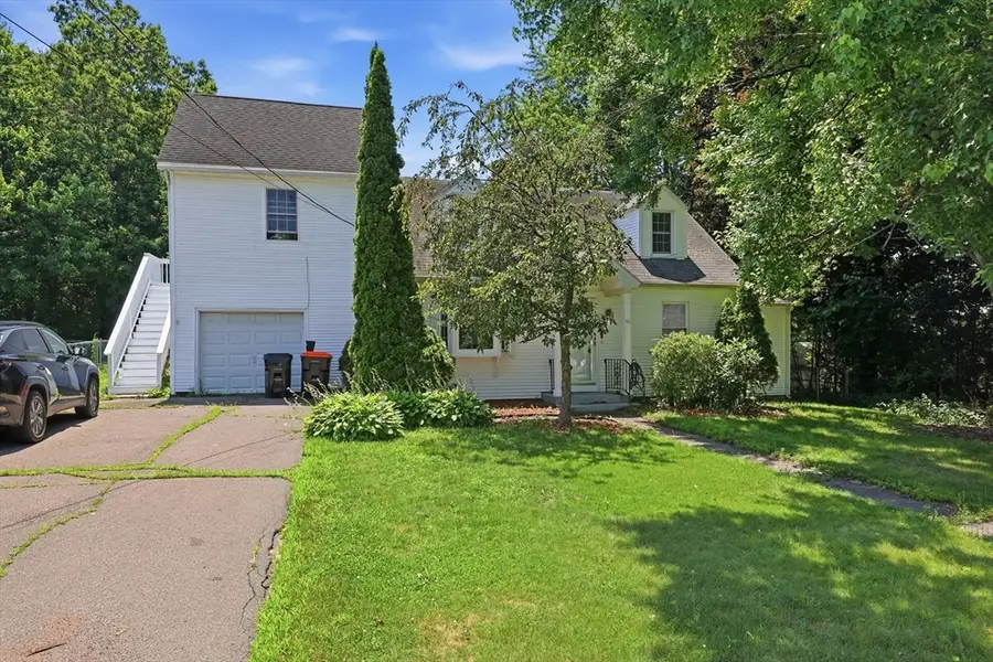 56 Lincoln Ave, South Hadley, MA 01075 - #2