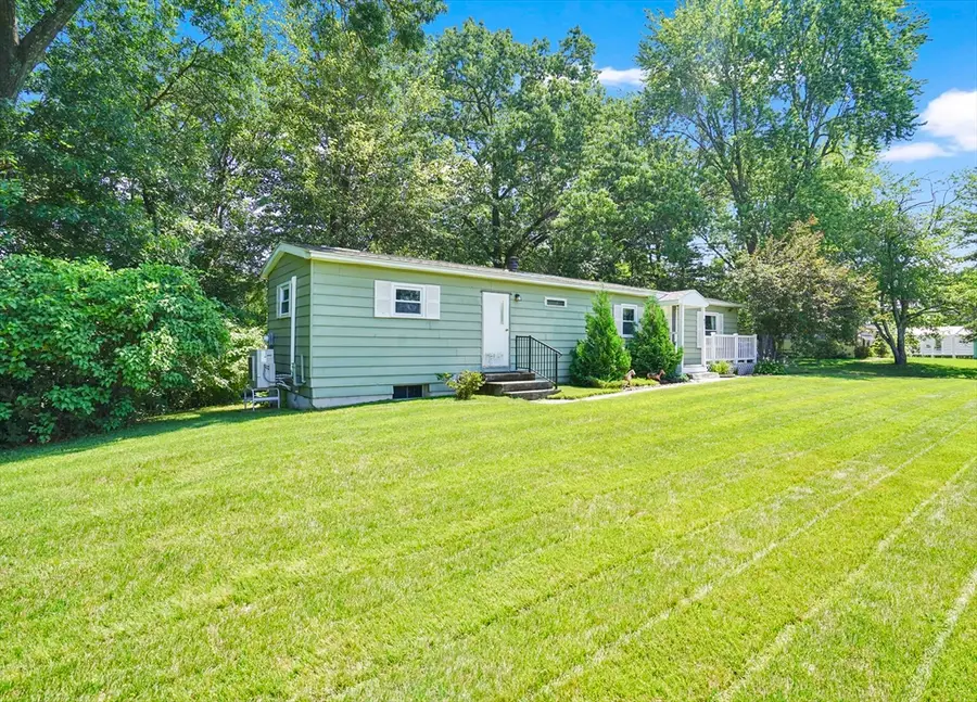 67 Fieldston St, Springfield, MA 01119 - #2