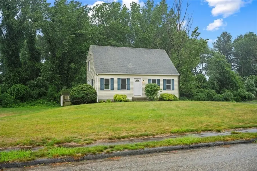 7 Sneade Dr, Oxford, MA 01540 - #2