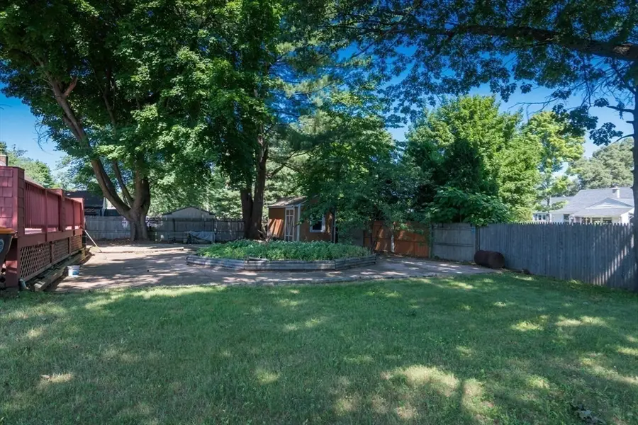14 Bessbrook, Agawam Town, MA 01030 - #3