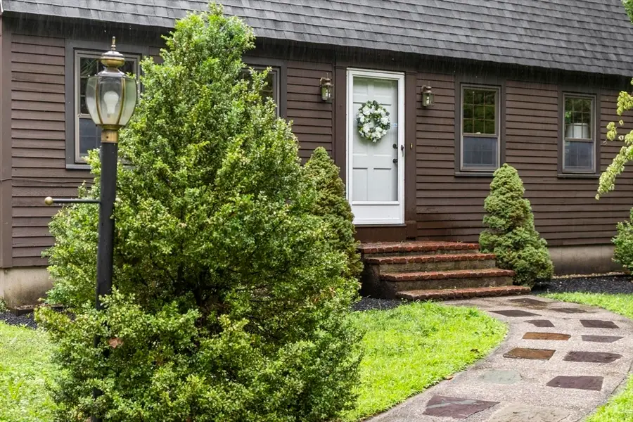 323 Old Westford Road, Chelmsford, MA 01824 - #2
