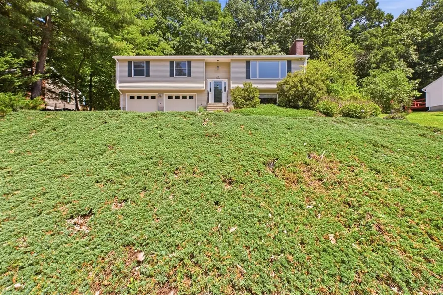 19 Westview Ter, Easthampton, MA 01027 - #3