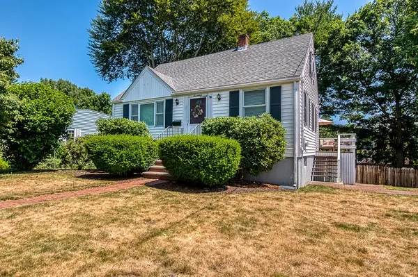 17 Lewis Drive, Randolph, MA 02368