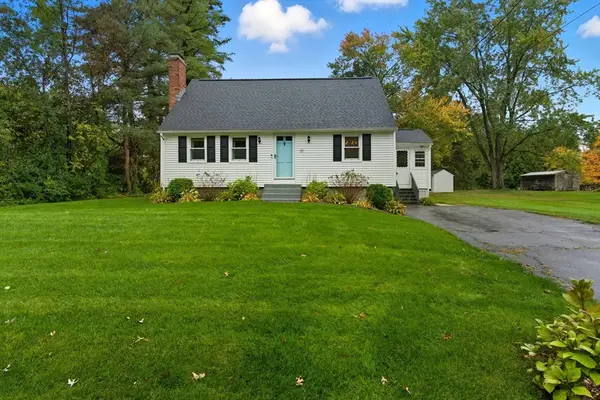 31 Allen Rd, Tewksbury, MA 01876