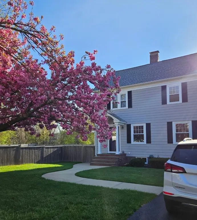 310 W Main St, Avon, MA 02322 - #3