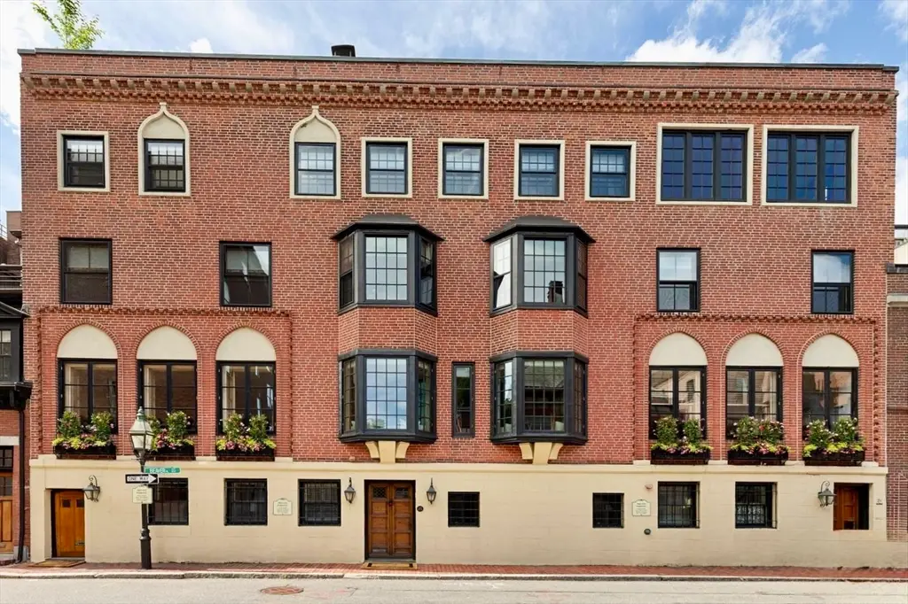 23-25 Beaver Place, Boston, MA 02108 - #1