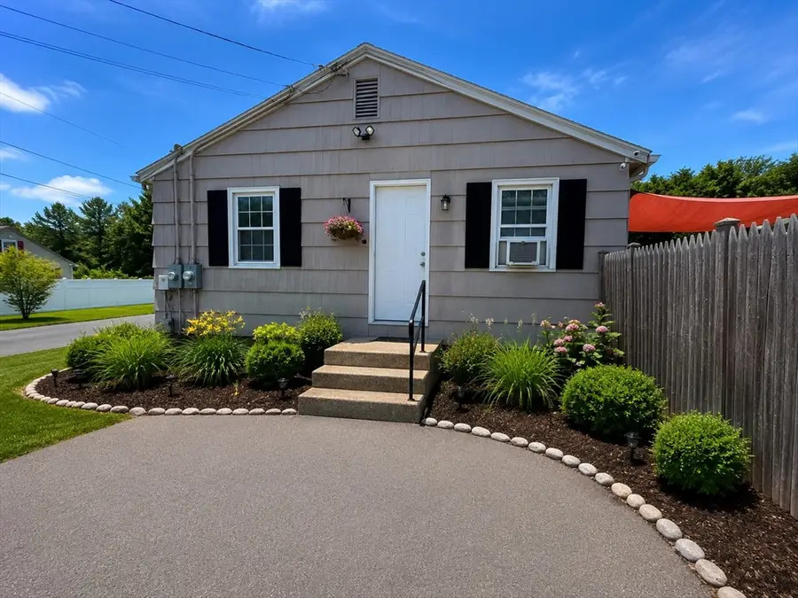 1 Maid Marion, Oxford, MA 01540 - #3