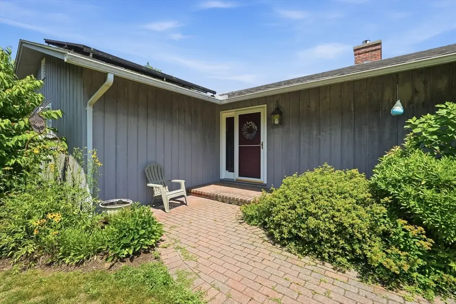 54 Sawmill Plain Rd, Deerfield, MA 01373 - #3