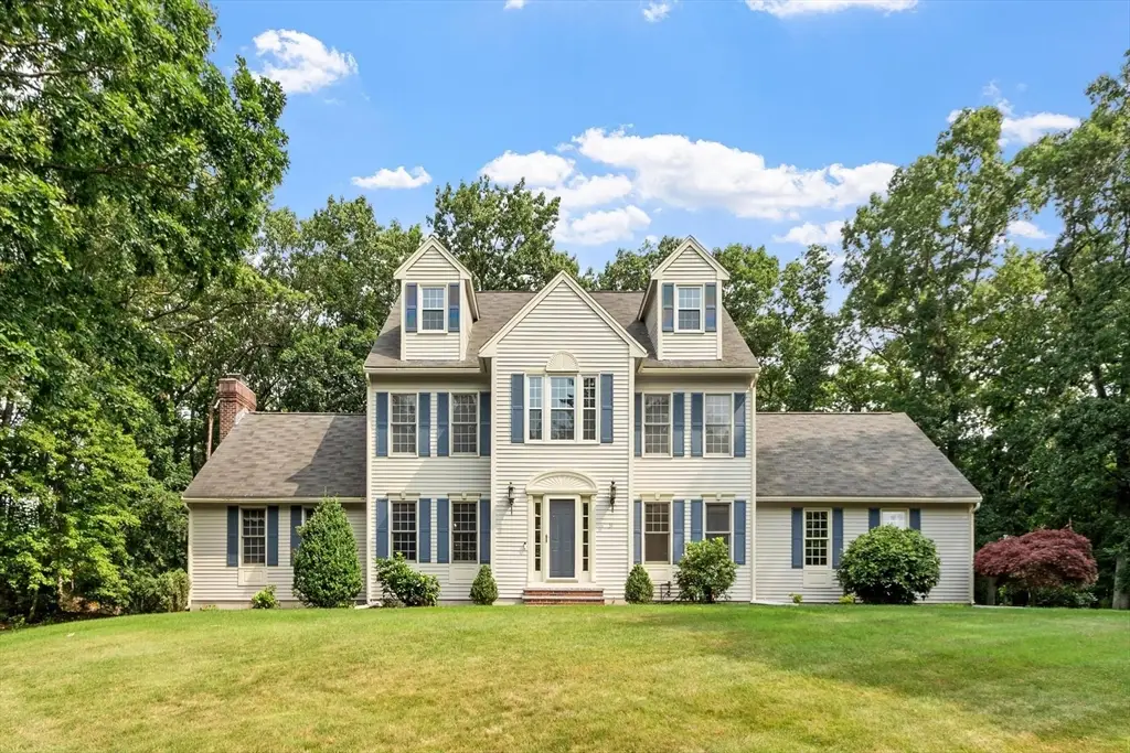 34 Arrowwood St, Methuen, MA 01844 - #1