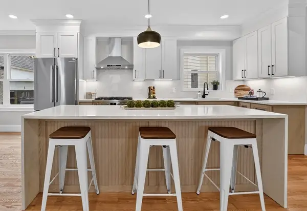 29-1 Prichard Ave #1, Somerville, MA 02144