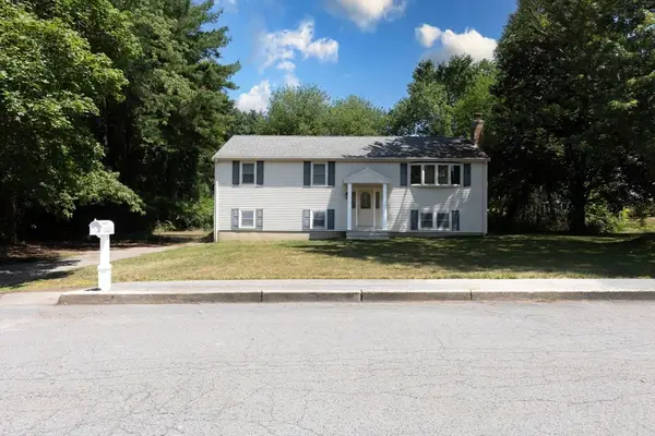 24 Saddle Drive, Bridgewater, MA 02324