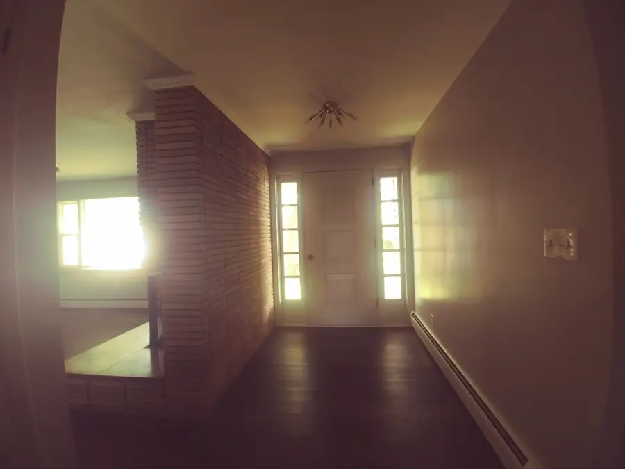 68 Dayton St, Springfield, MA 01118 - #3