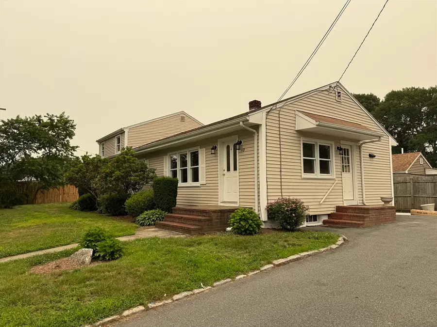 40 Wamsutta Ave., Acushnet, MA 02743 - #2
