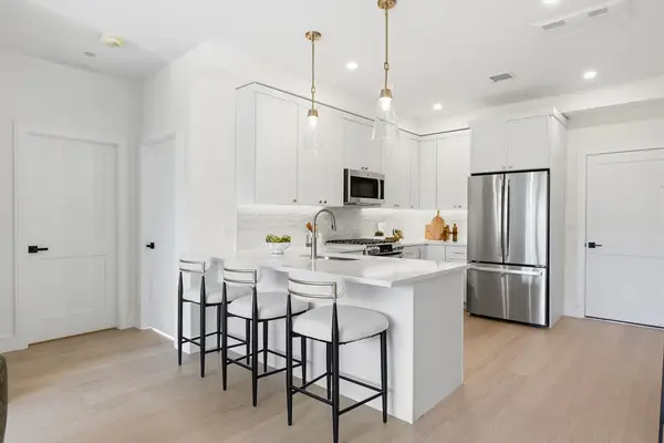 28 Geneva St #303, Boston, MA 02128