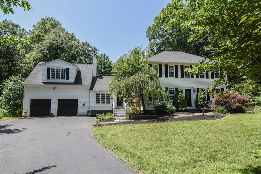 359 Se Main St, Douglas, MA 01516 - #3