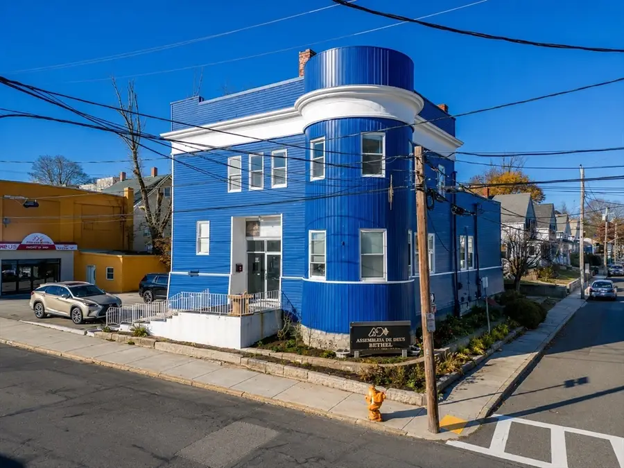 29 Spruce St, Milford, MA 01757 - #2