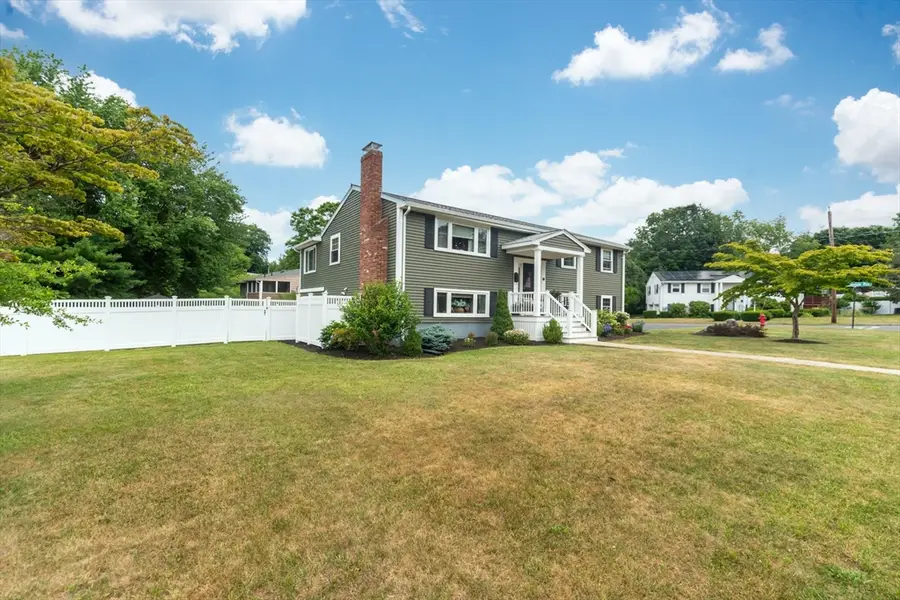 3 Fencourt Rd, Canton, MA 02021 - #2
