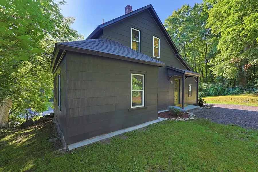 8 Mount Pleasant St, Webster, MA 01570 - #2