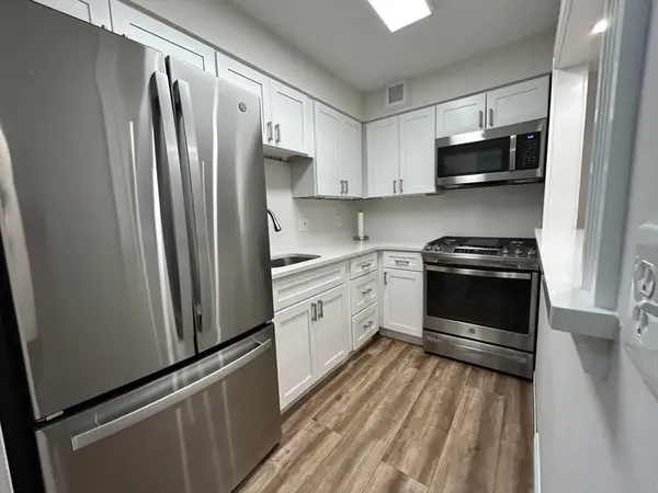 17 Bowdoin #1B, Boston, MA 02114