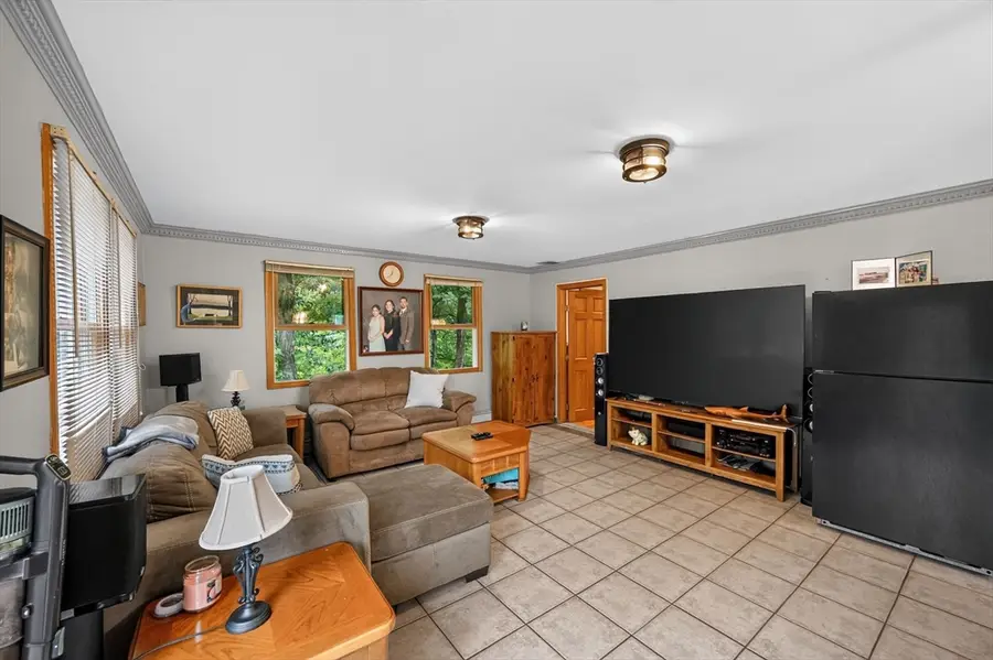 279 Sprague St, Dedham, MA 02026 - #3