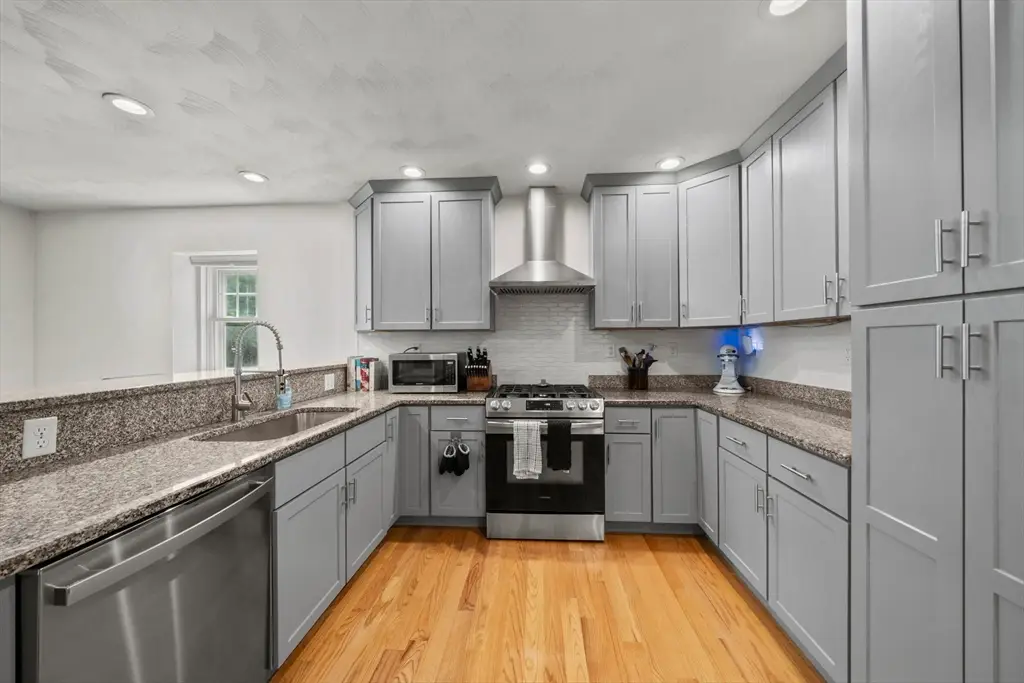 55 Cherry St #1, Chelsea, MA 02150 - #1
