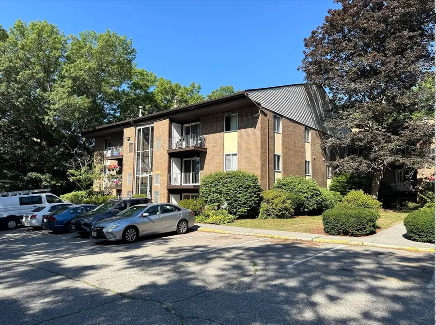 1285 Lawrence St #C1, Lowell, MA 01852 - #2