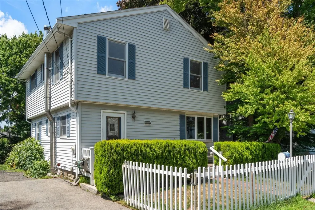 28 Pleasant St, Rockport, MA 01966 - #1
