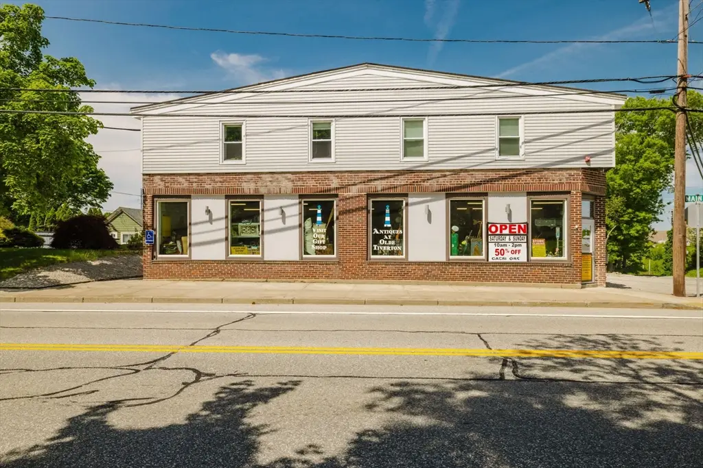 1019 Main Rd, Tiverton, RI 02878 - #1