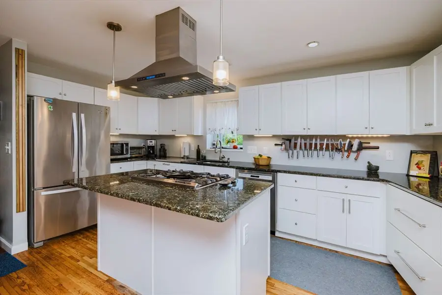 1019 Main Rd, Tiverton, RI 02878 - #2