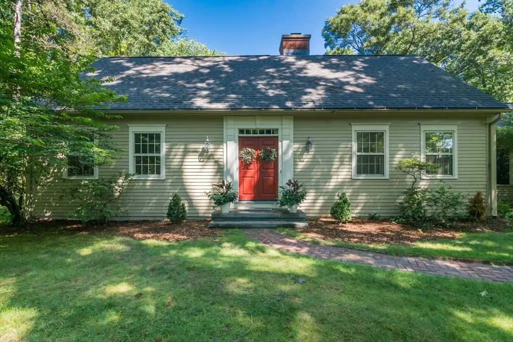 100 Hilltop Rd, Longmeadow, MA 01106 - #1