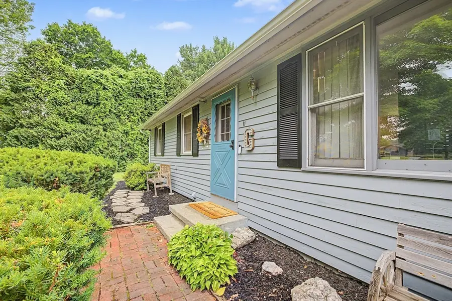 11 Crestview Drive, Hadley, MA 01036 - #2