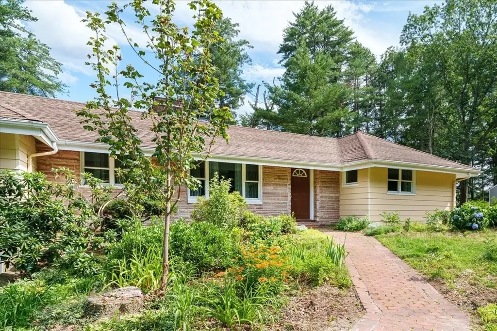 13 Shore Ave, Maynard, MA 01754 - #1