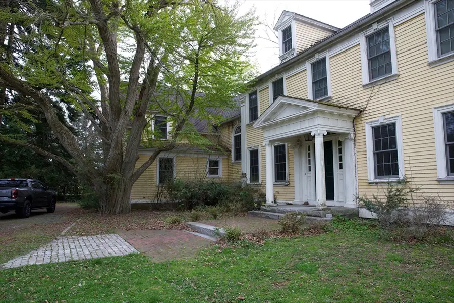197 Rumstick Rd, Barrington, RI 02806 - #2