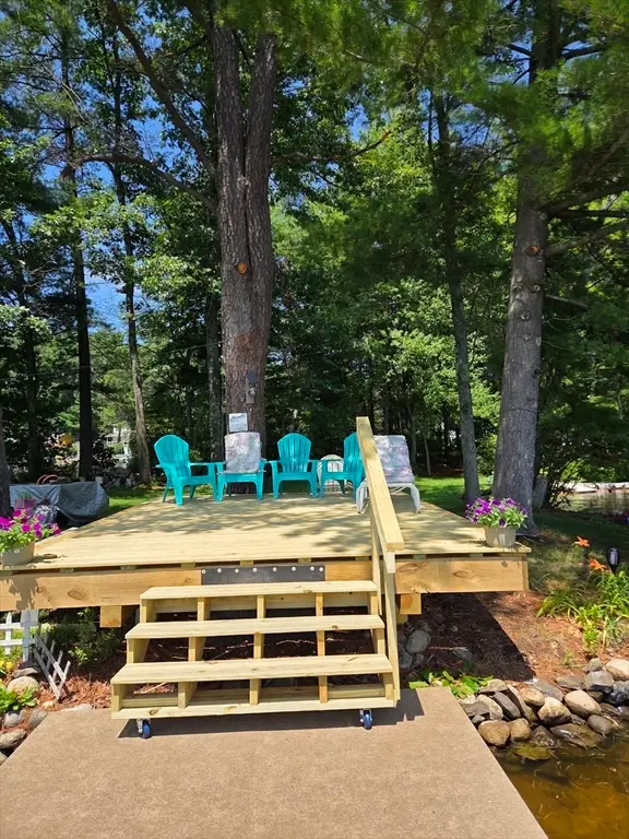 878 Flat Hill Rd, Lunenburg, MA 01462