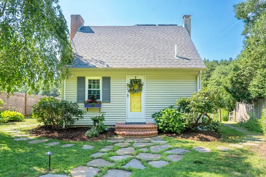39 Leland Rd, Norfolk, MA 02056 - #2