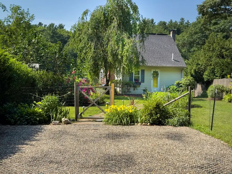 39 Leland Rd, Norfolk, MA 02056 - #3